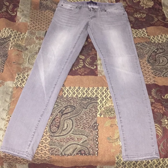 GIRLS LEVIS JEANS - Picture 2 of 6